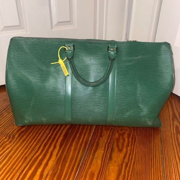 Louis Vuitton Green Epi Leather Keepall 50 Authentic - Picture 2 of 16